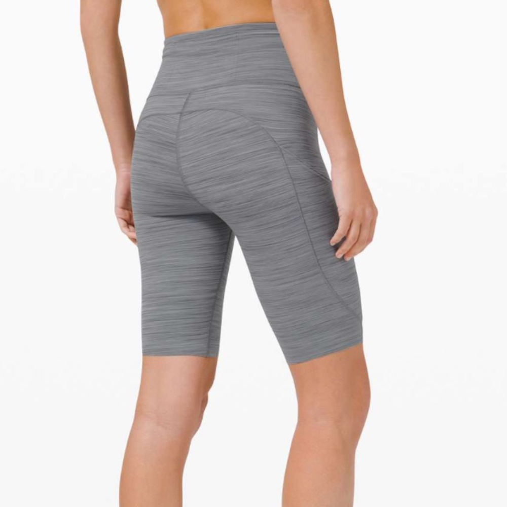 Lululemon Fast And Free Short 6" Grey Size 4